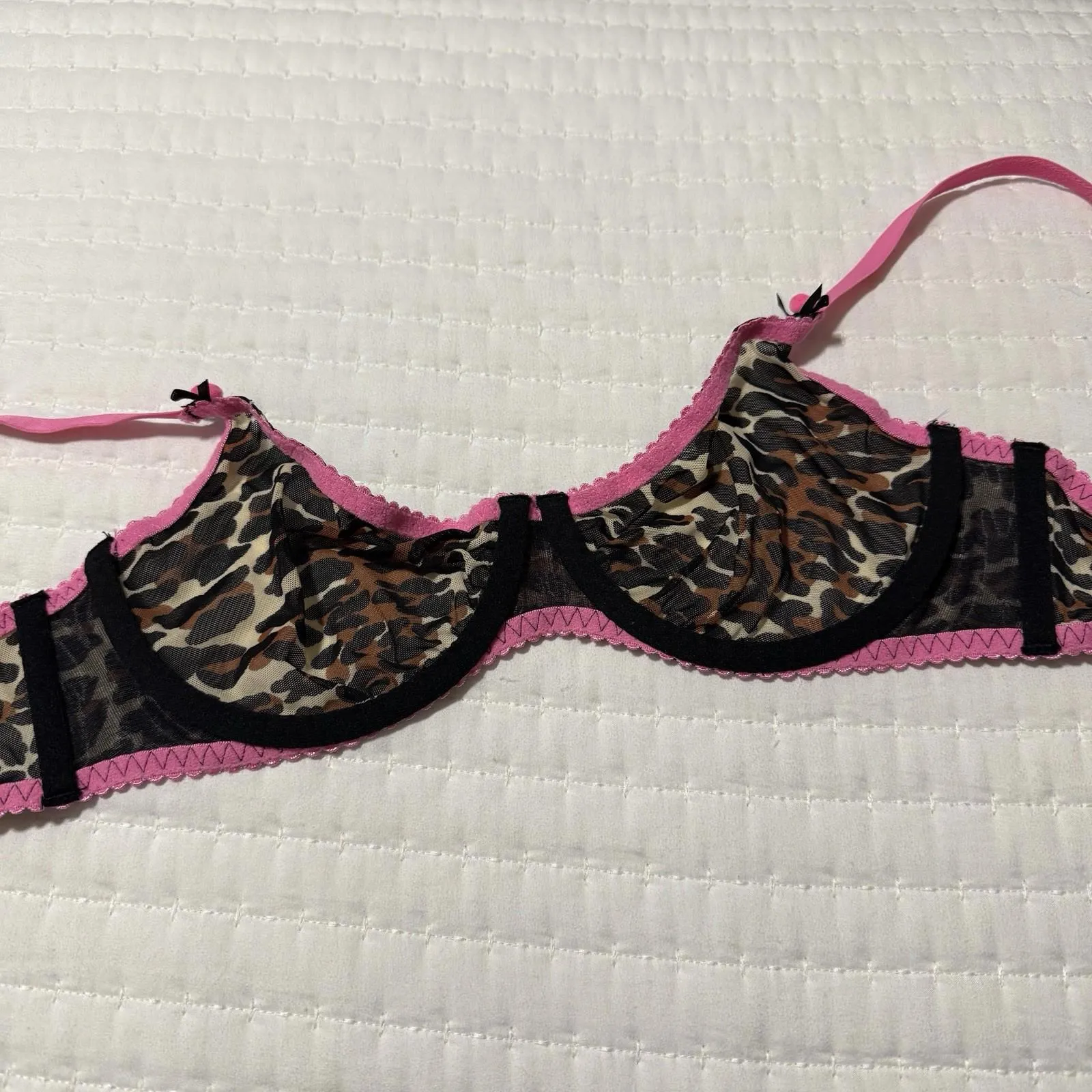 Betsey Johnson Animal Print 34C Unlined Semi Sheer Mesh Brown Pink Accents - Image 7