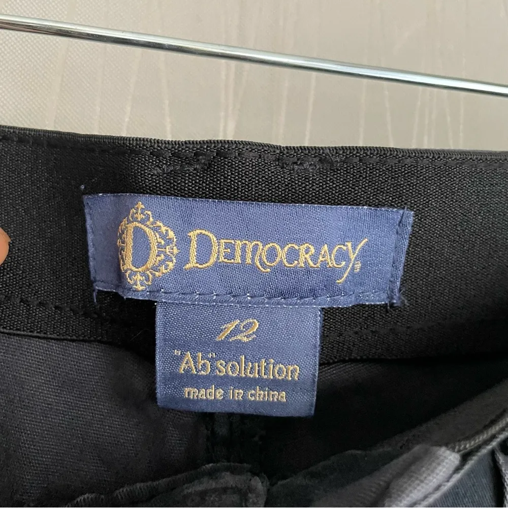 Democracy Ab Solution Pants Womens 12 Black Camo Cropped Slimming Stretch - Image 6