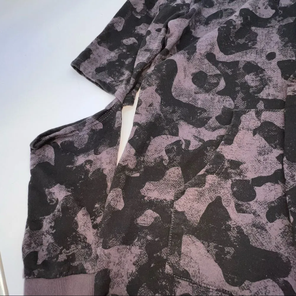 Mona B 100% Cotton Gray and Black Camo Patterned Hoodie with Open Elbows Size S - Image 8