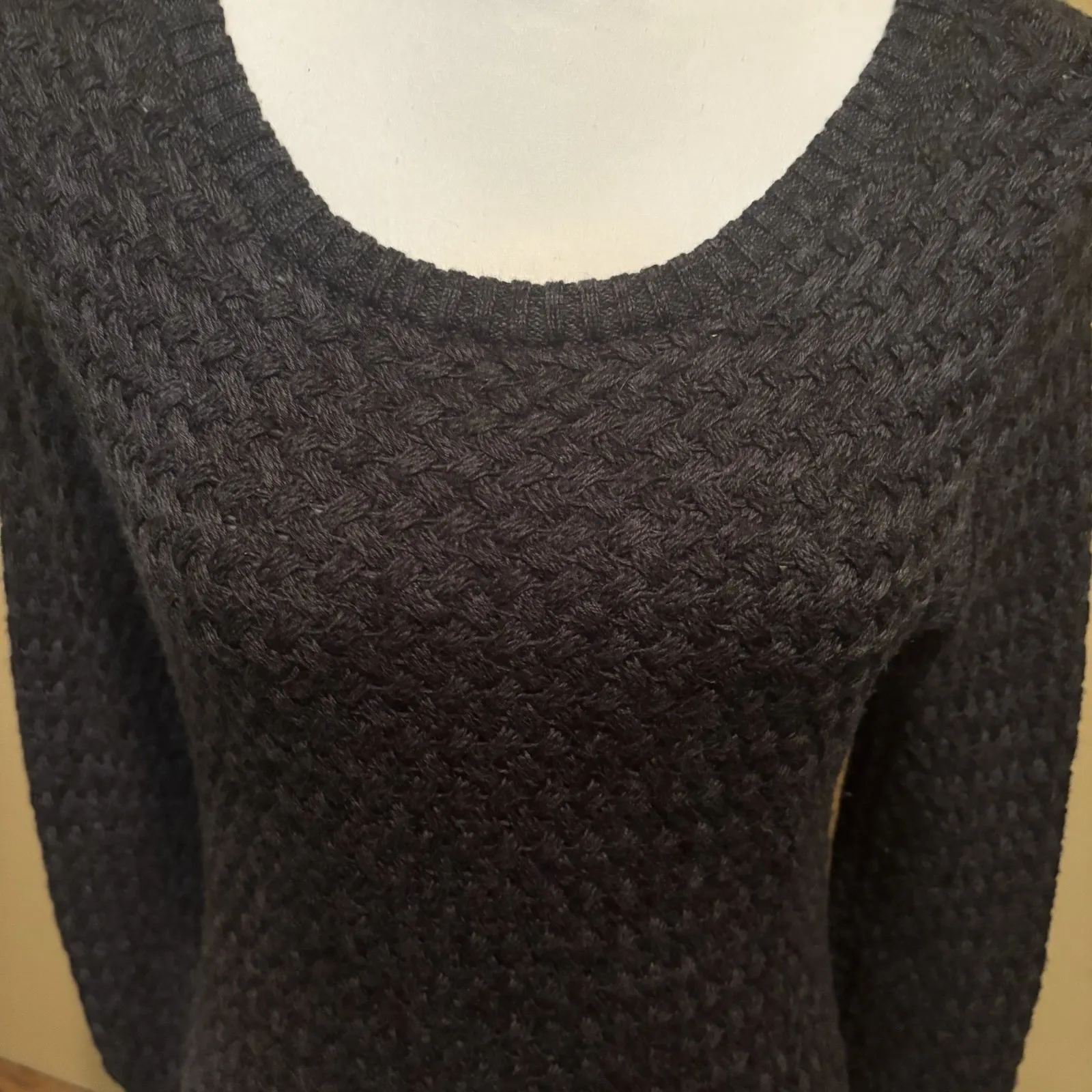 Athleta  Cypress‎ Gray Wool Blend Basketweave Knit Side Slit Pullover Size Small - Image 5