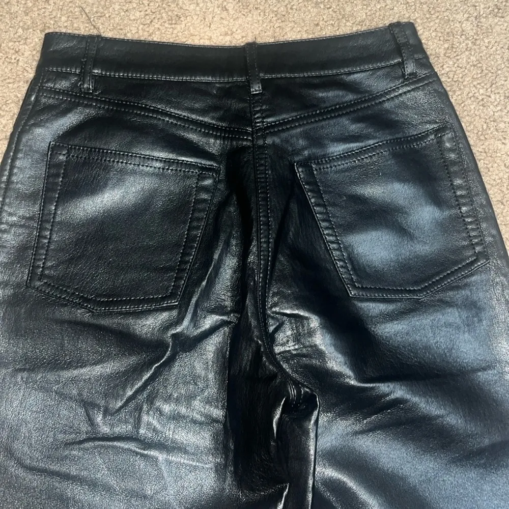 Aritzia Wilfred Melina Cropped Straight High Rise Vegan Faux Leather Pants Black - Image 7