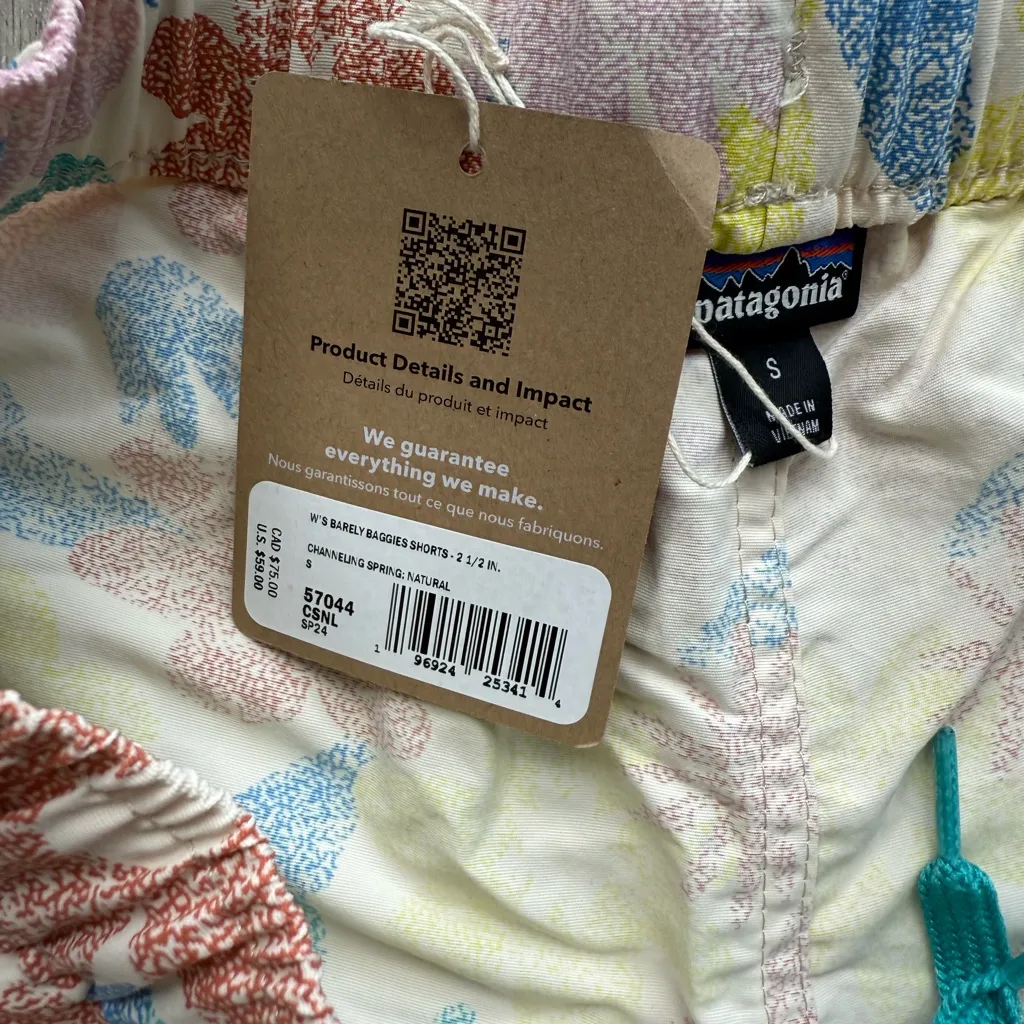 Patagonia Women’s Sz Small Barely Baggies Shorts New NWT - Image 2