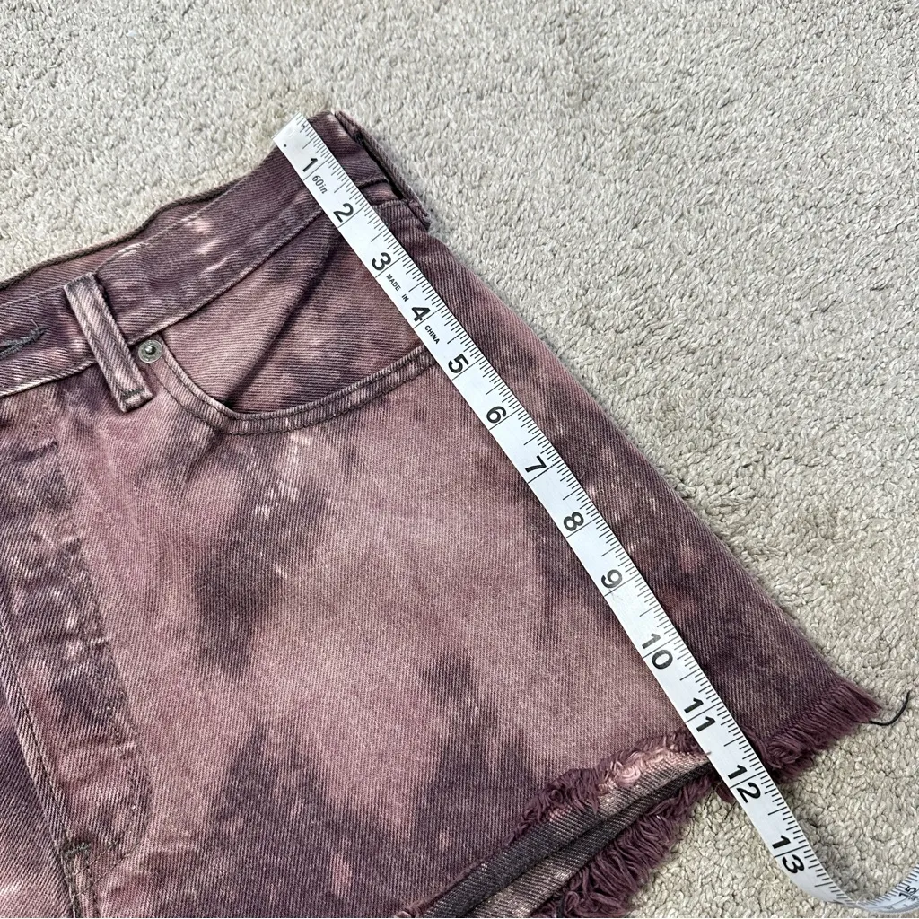 Levi’s 501 Women’s Tie Dye Button Fly Denim Shorts Frayed Hem in Purple Size 30 - Image 12