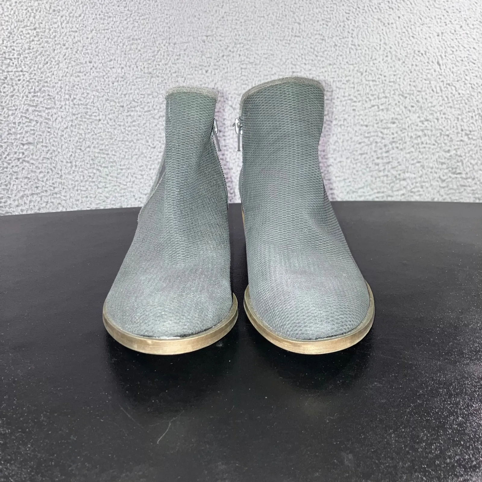 Kensie Ankle Boots Women 8.5 Leather Gray Low Heel Gerona‎ Casual Chic - Image 2