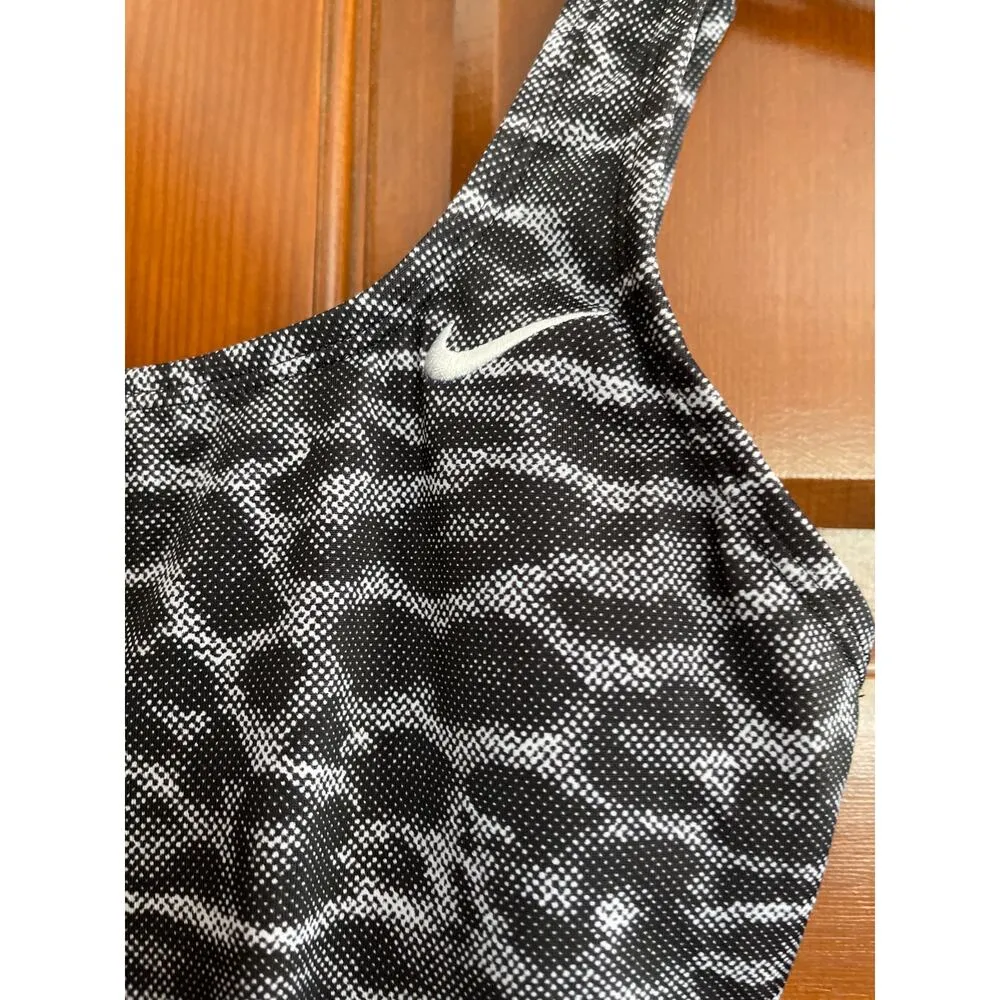 Nike animal print one piece swimsuit size medium - Image 2