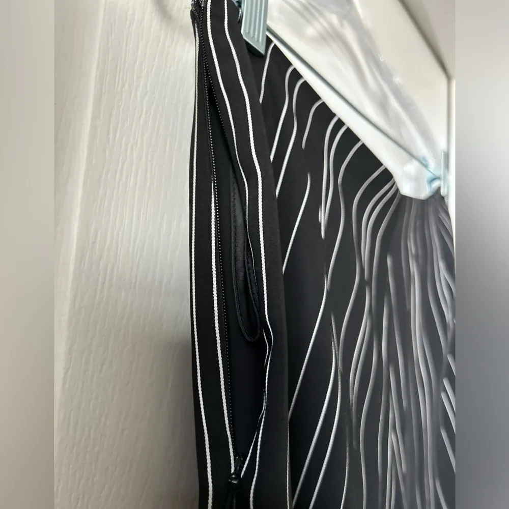 Bar III Women's Black Striped Wide-Leg Pants Size 6 High-Rise Casual - Image 5