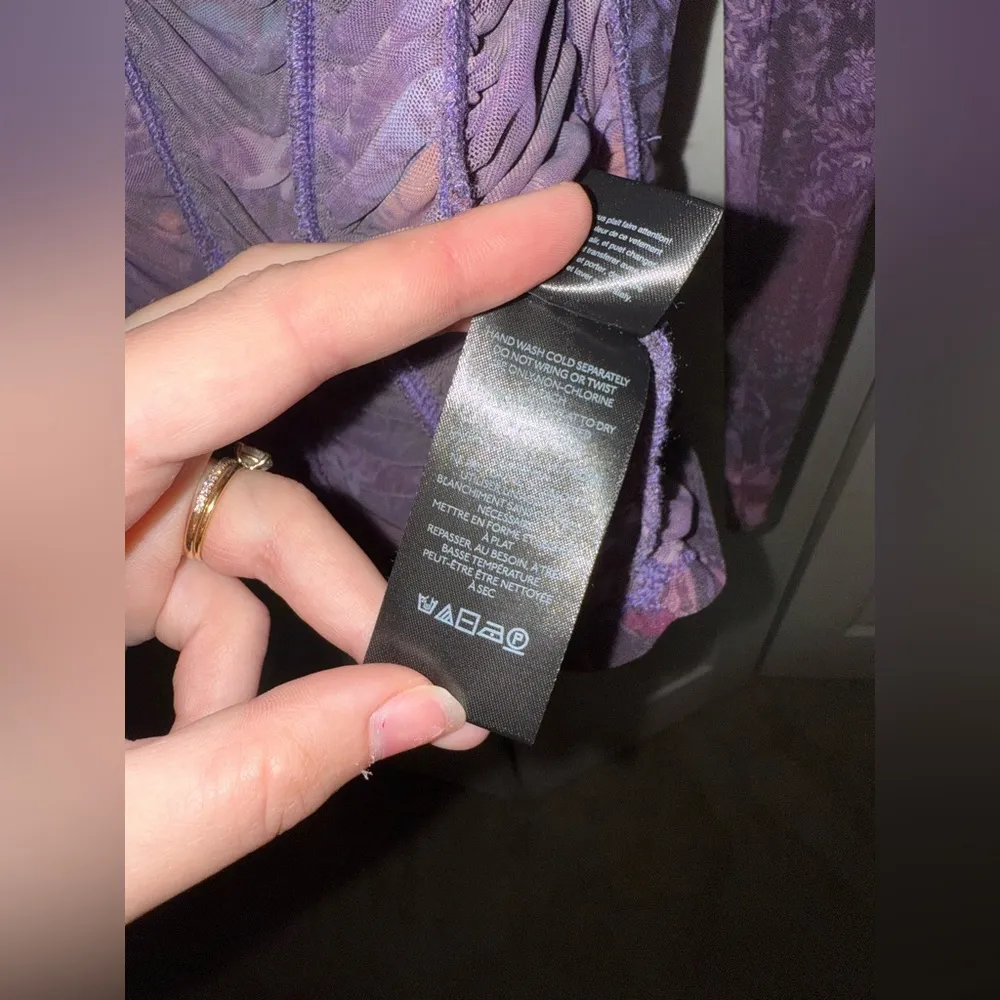 NWT Pilcro Collared Mesh Buttondown Shirt Dark Purple Floral Leaves Size XS - Image 6