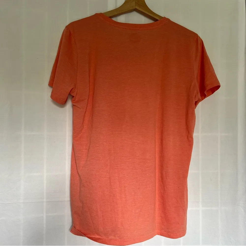 cool tee v neck “tropic like it’s hot” sun coral and yellow tee L - Image 2