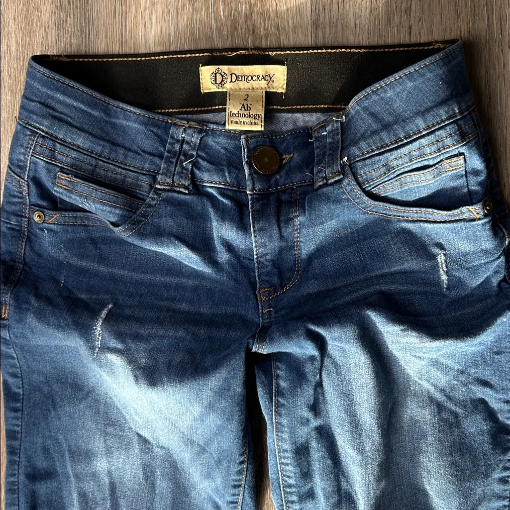 Democracy  “Ab Technology” Ankle Jeans Size 2 - Image 6