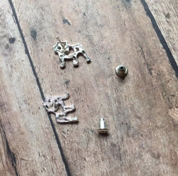 Silver Bully Bulldog Stud Earrings UGA Georgia Samford - Image 4