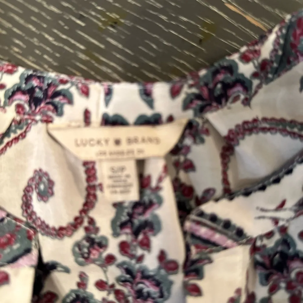 LUCKY Brand lightweight paisley print top, size small - Image 7