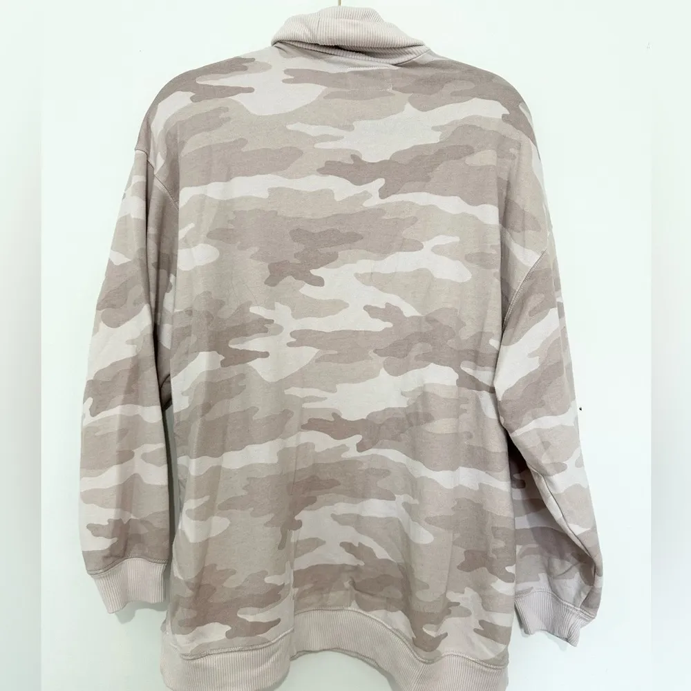 American Eagle Pink Camo Cowl Neck Oversized Sweatshirt Womens XS Jegging Fit - Image 3