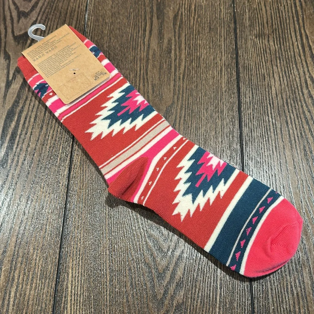 American Eagle Colorful Aztec Crew Socks NEW - Image 6