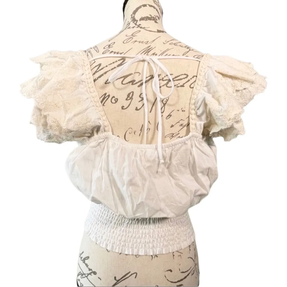 Jennifer & Grace Beige Eyelet Lace Ruffle V Neck Blouse - S - Image 3