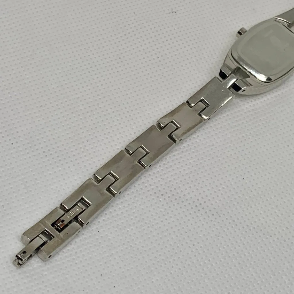 lei women silver tone watch 18mm purple dial quartz analog up to 7” running - Image 8