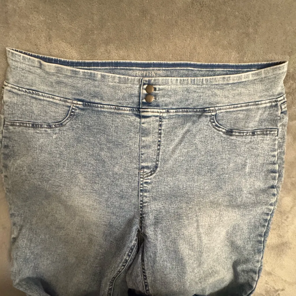 Classic PLUS size Light Blue Denim Jeans - Image 6