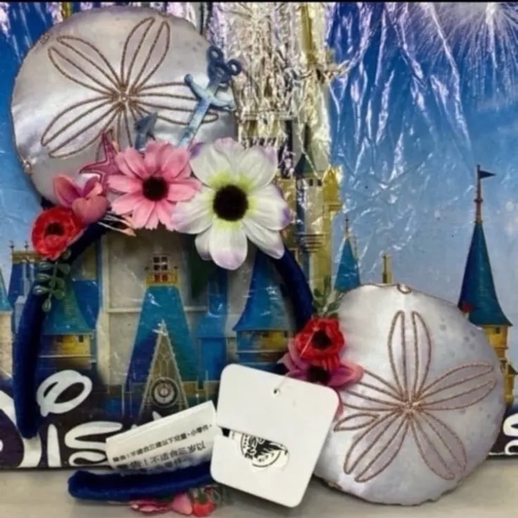 Disney  parks cruise line sand dollar Minnie Mouse ears NWT - Image 2