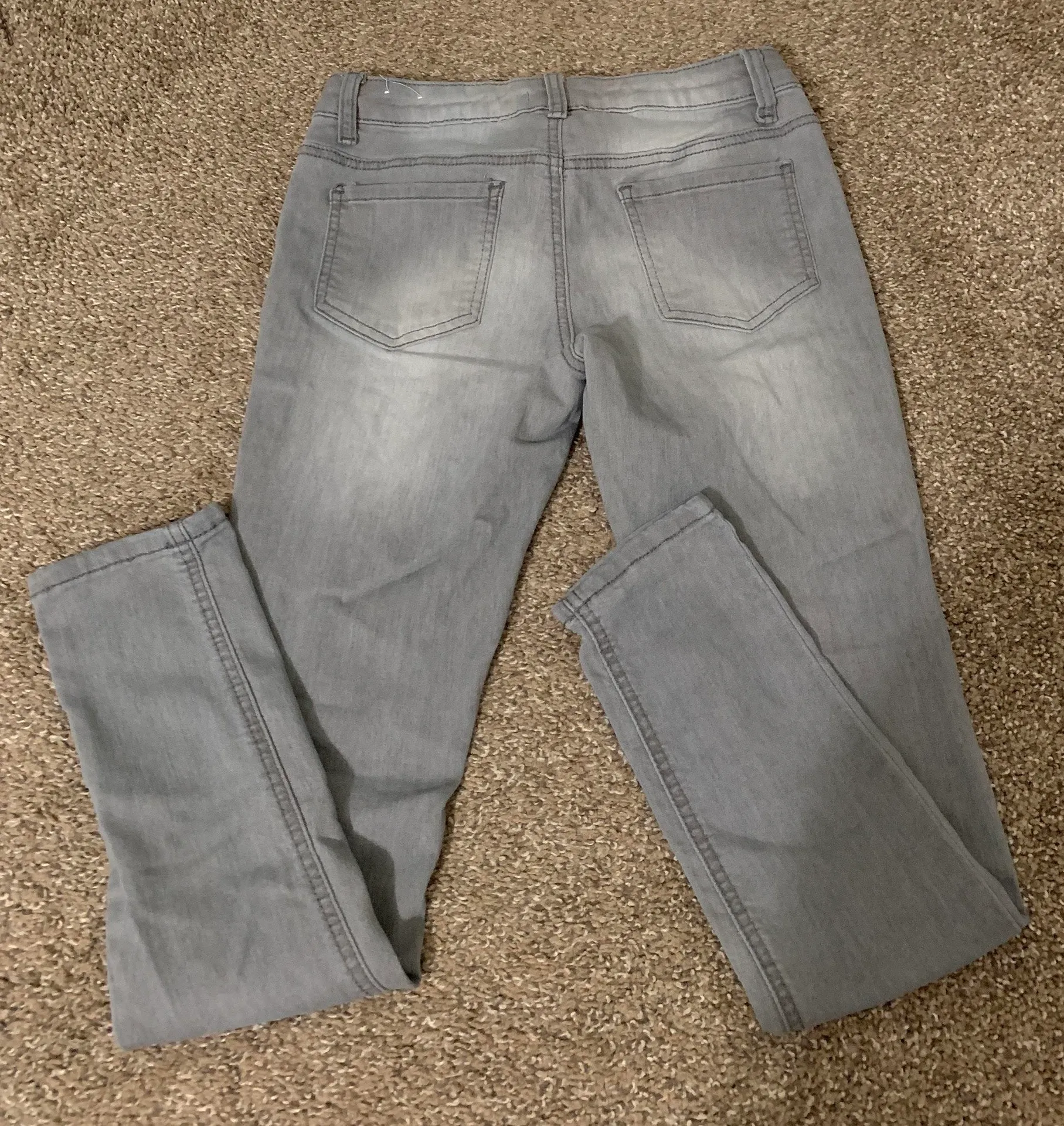 Grey Jeans - Image 5