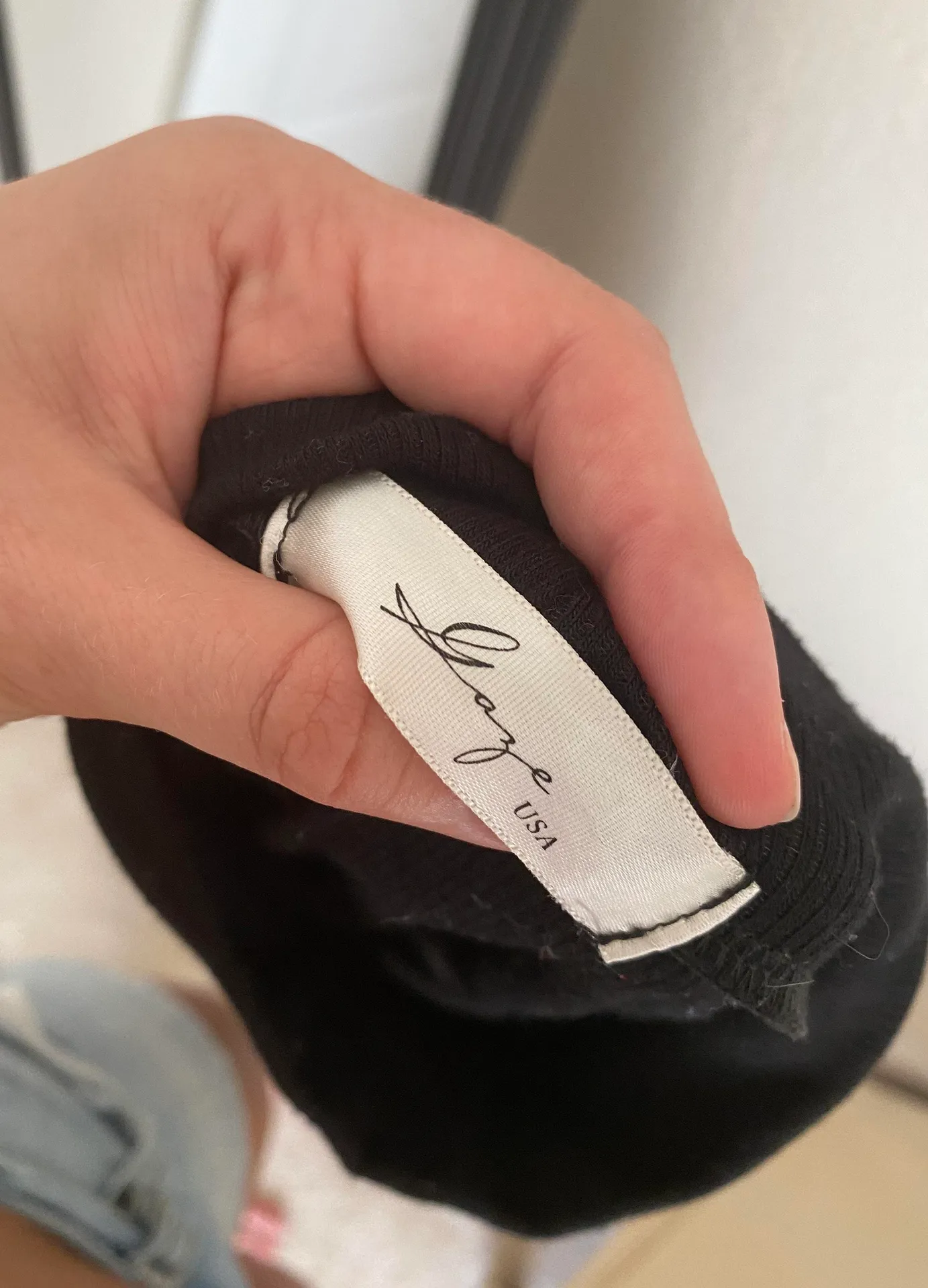 Sage Black Key Hole Sweater - Image 4