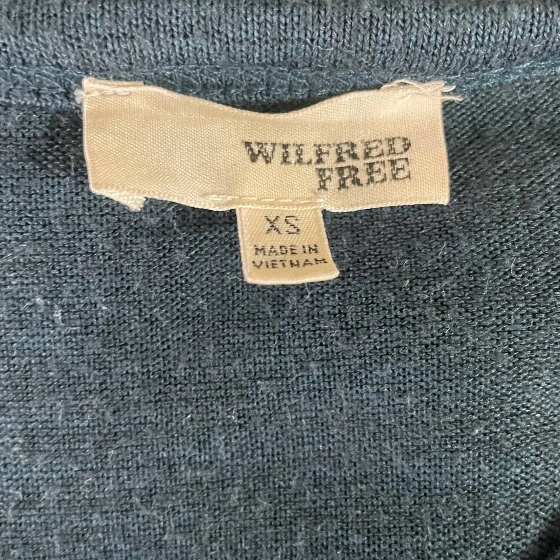 Aritzia Wilfred Free Women Crop Top XS Green Sheer Stretch Soft Layer Streetwear - Image 3