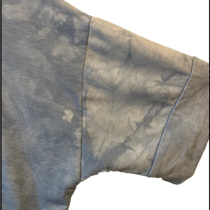 Cherish Blue Print Casual Top Size Small - Image 3