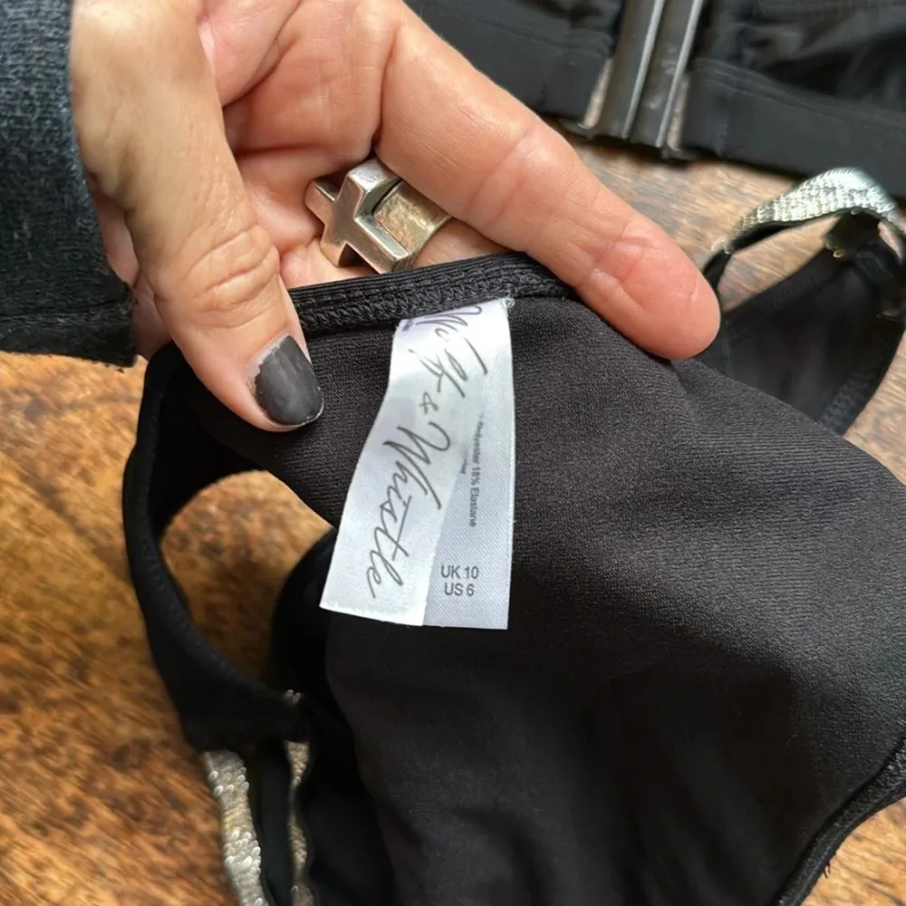 Wolf and whistle black with sparkle silver details size 6 bottoms 6D/DD - Image 5