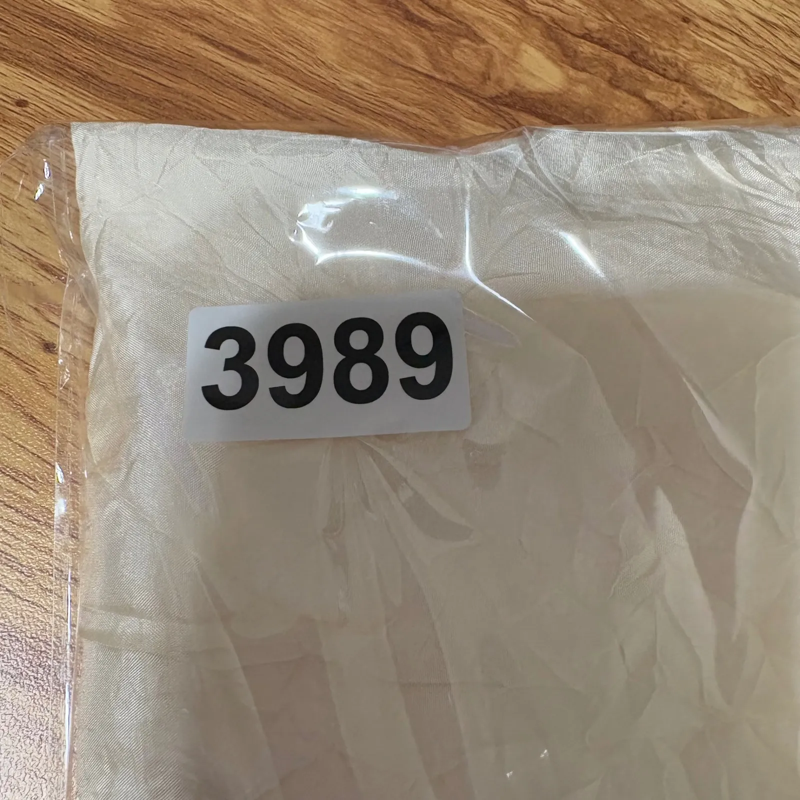 TravelSmith Women Silk Top M Ivory Boho Luxury‎ Minimalist Neutral Capsule Retro Size M - Image 6