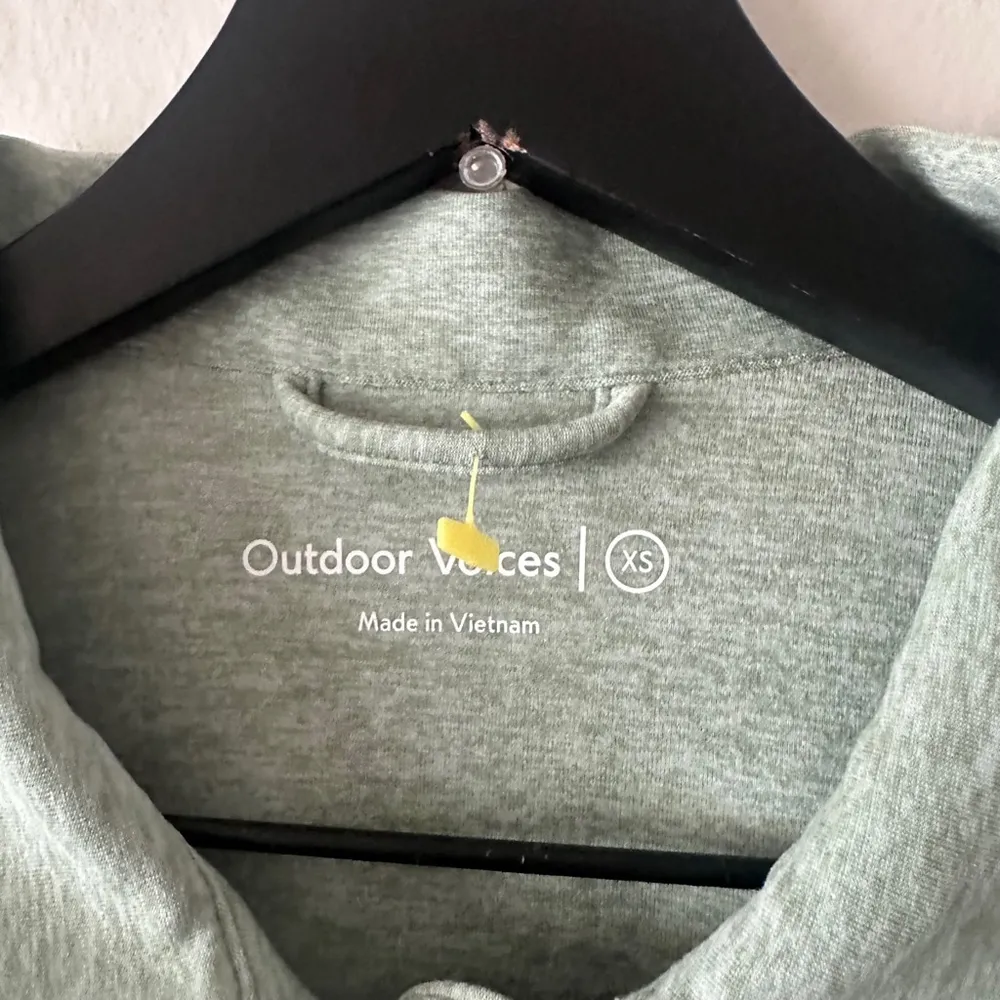 Outdoor Voices Cloudknit Recover Short Sleeve Button Down Silt Green Women's XS - Image 6