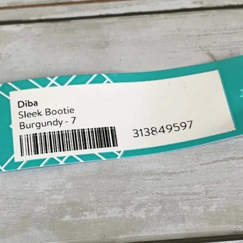 NWT Diba Women's Sleek Suede Bootie in Burgundy Red Gold Hardware Size 7 - Image 6