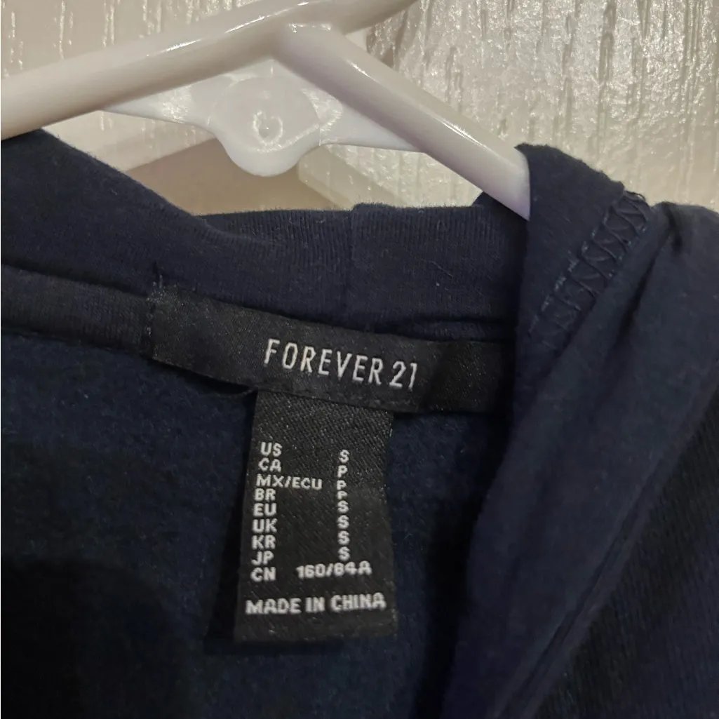 Forever 21 Navy Graphic Hoodie - Image 3