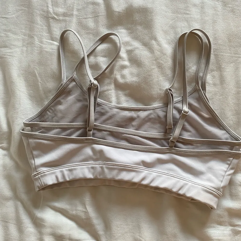 Good American Sports Bra, Size 2 - Image 2