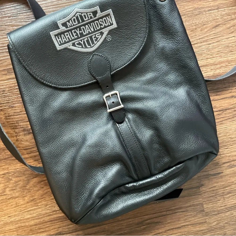 Vtg Harley Davidson Black Leather Logo Backpack - Image 4