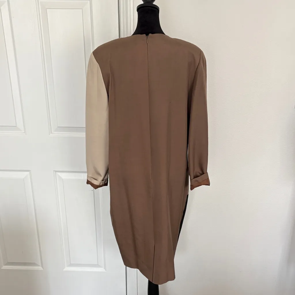Steve Fabrikani Vintage NWT Color Block Long Sleeve Dress with Gold Accents Tan Size 12 - Image 5