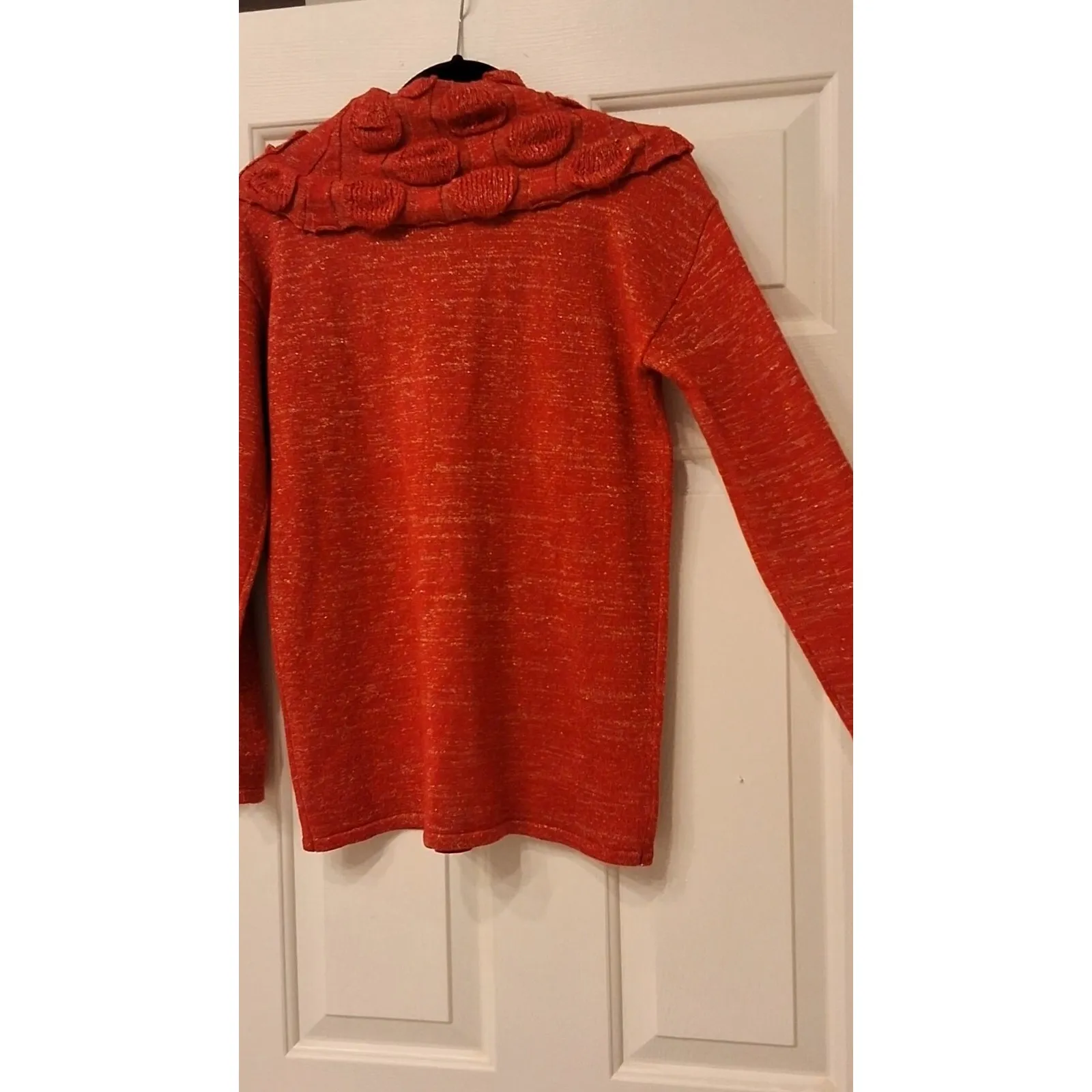 Design365 Pullover Turtle Neck Sweater with ruffles all around the top Size S Orange - Image 5