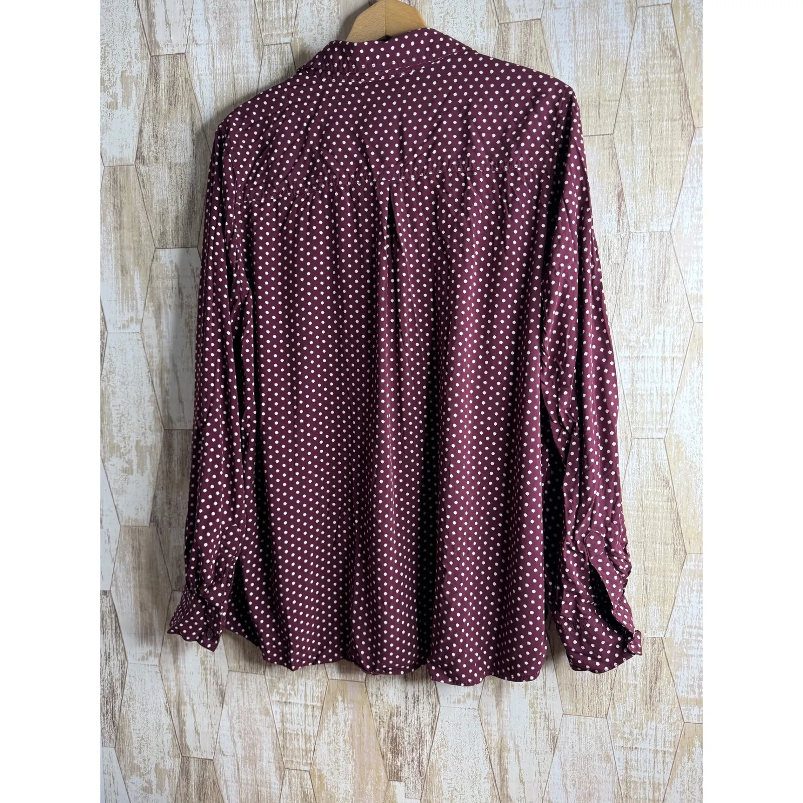 Cosmic Love Burgundy White Polka Dot Roll Tab Sleeve Button Up Shirt Women's XXL Size 2X - Image 2
