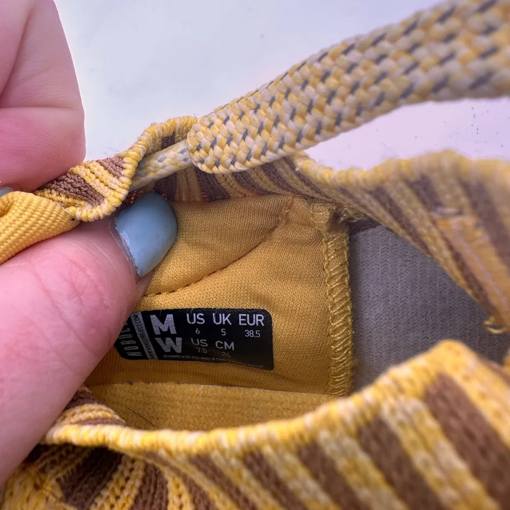 NOBULL Lemon Drop Knit Runner Sneakers Size M 6 W 7.5 - Image 2