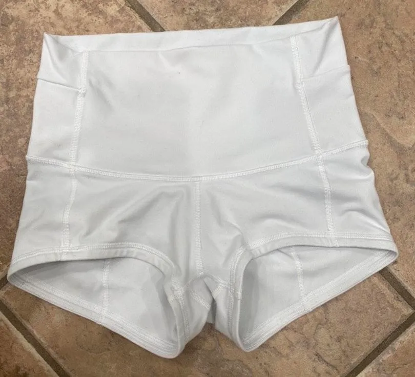Lululemon Wunder Short *Full-On Luon 2" - Image 3