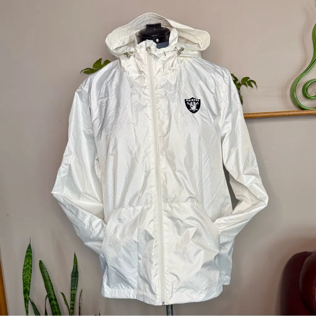 Las Vegas Raiders White Hooded Windbreaker Jacket – Men’s/Women’s (Unisex Fit) - Image 2