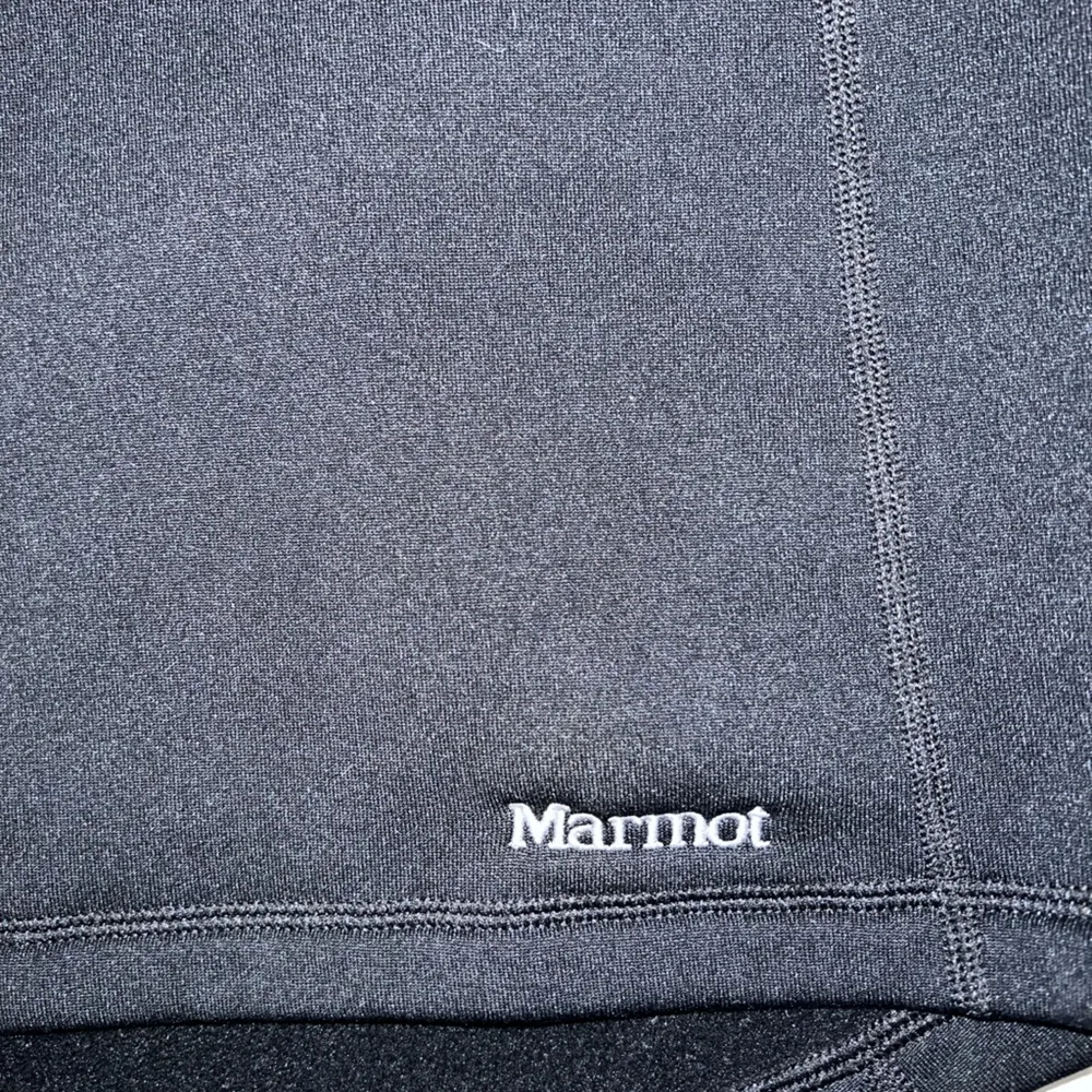 Marmot Polartec Quarter Zip Top size Medium - Image 3
