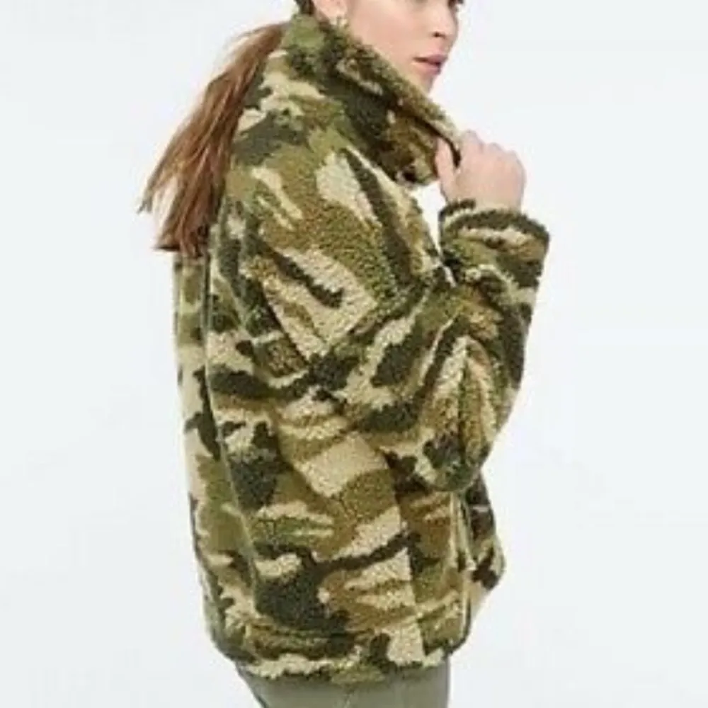 J. Crew Vintage Sherpa Fleece Pullover Jacket Camo Camouflage Olive Army Green - Image 4