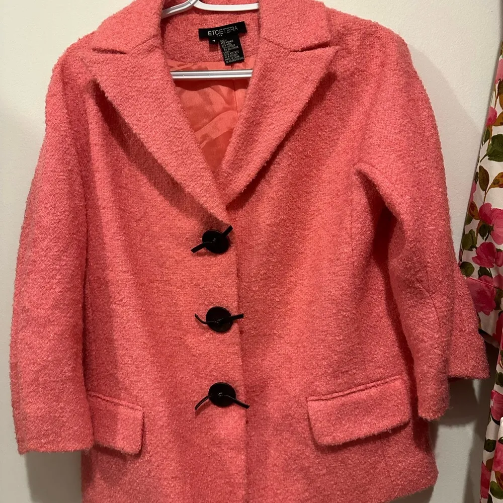 Etcetera size 4 pink knit button front blazer - Image 2