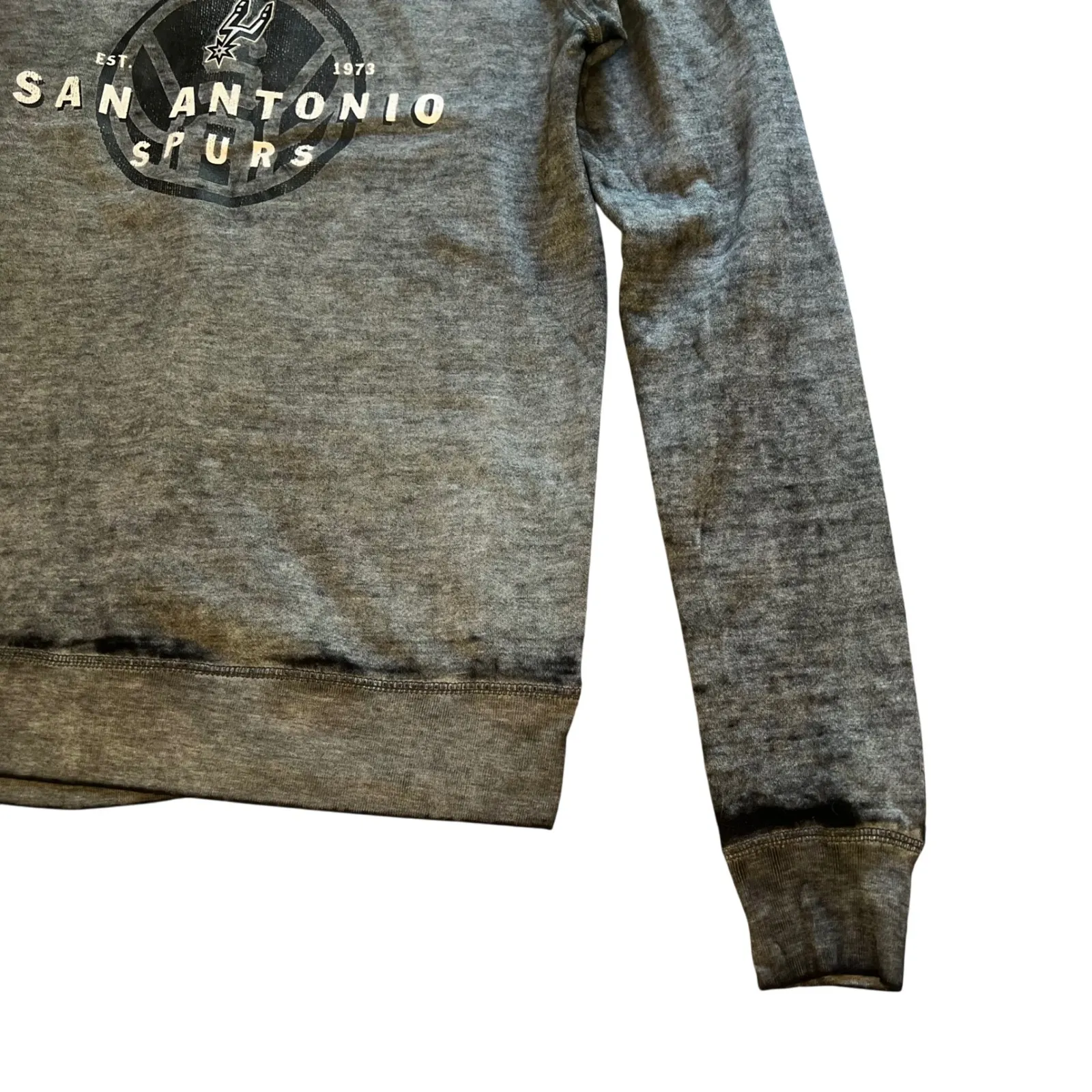 San Antonio Spurs NBA Graphic Sweatshirt Women's M Vintage Style Pullover Faded‎ - Image 5