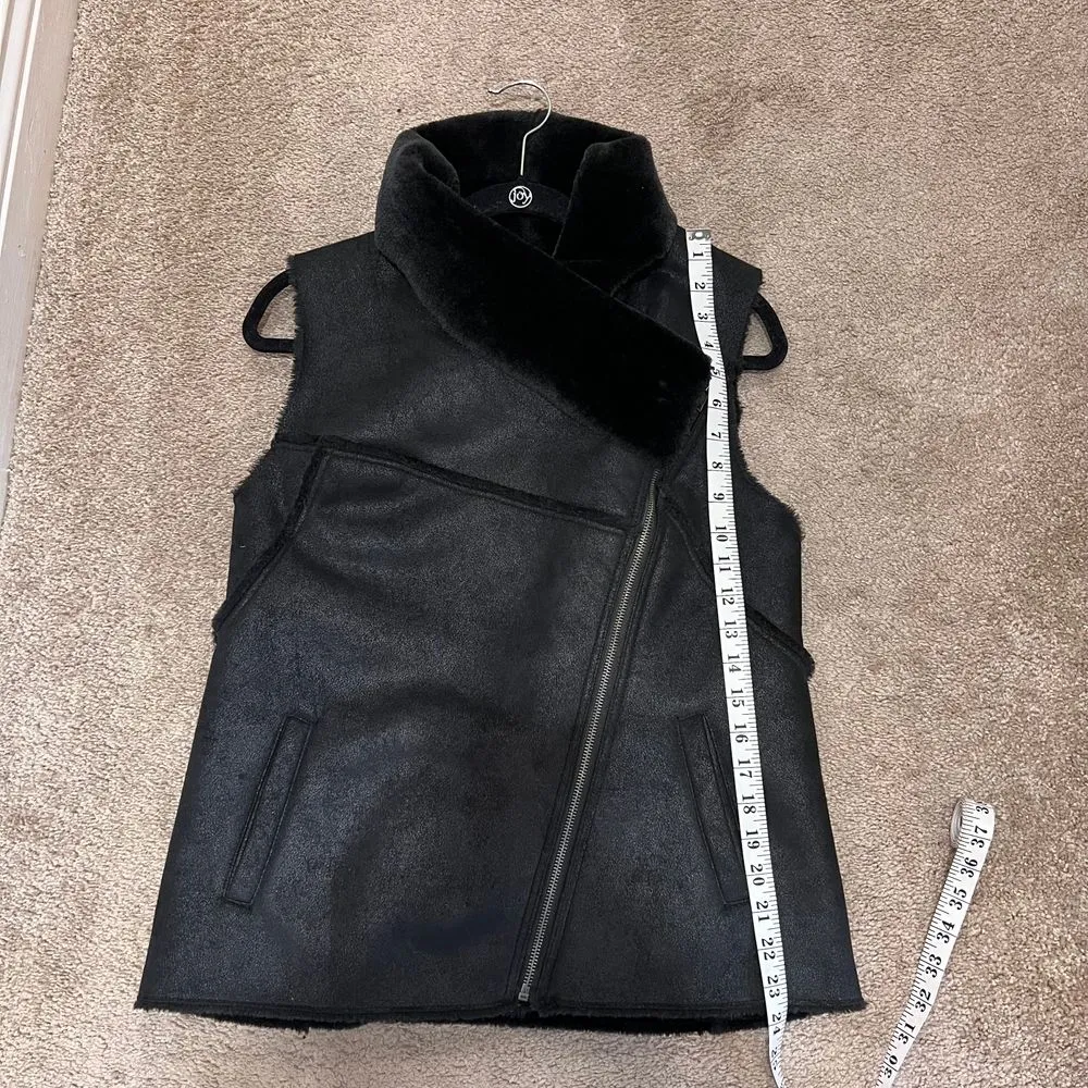 Chic Black Faux Shearling Moto Vest Asymmetrical Zip Front Sleeveless‎ Jacket Size M - Image 7