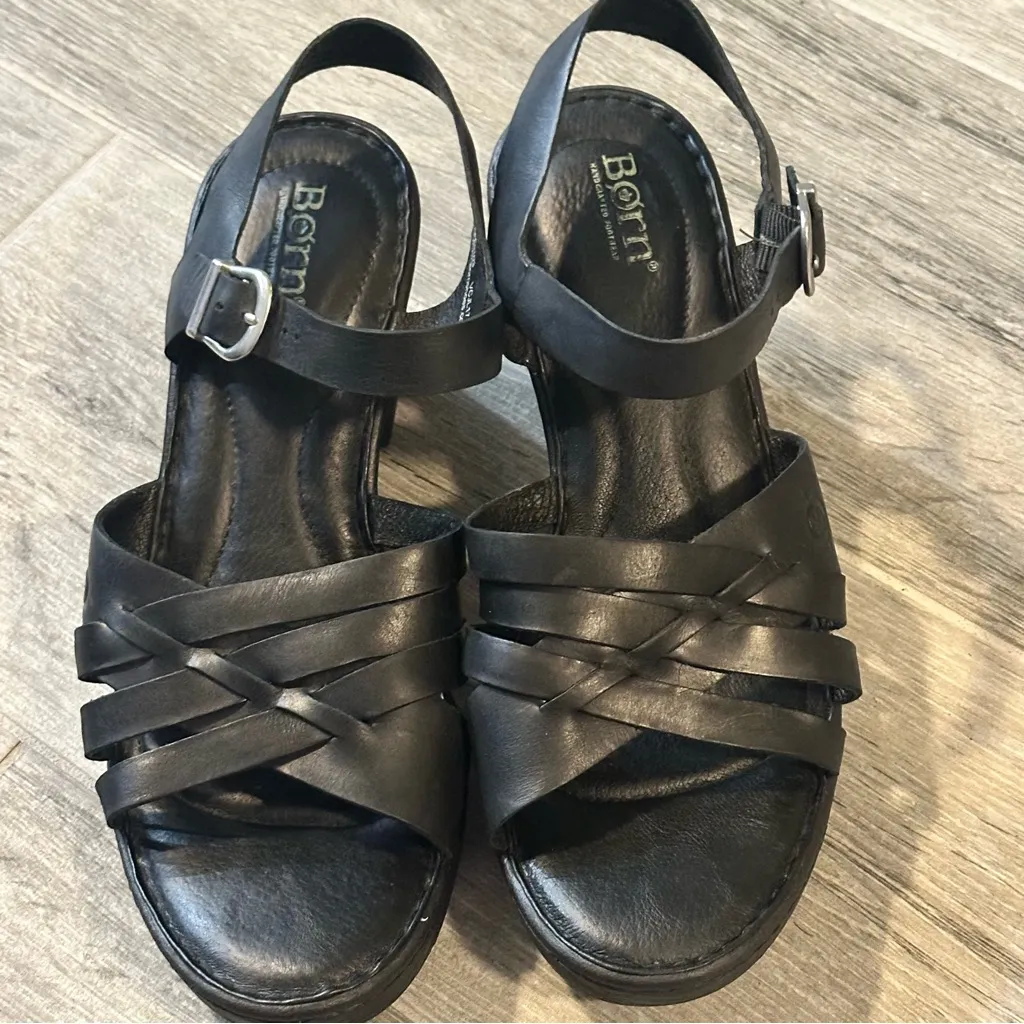 Born Black Leather Criss Cross
Woven Sandals Size 9 Y2K
Chunky Heel Strappy - Image 2