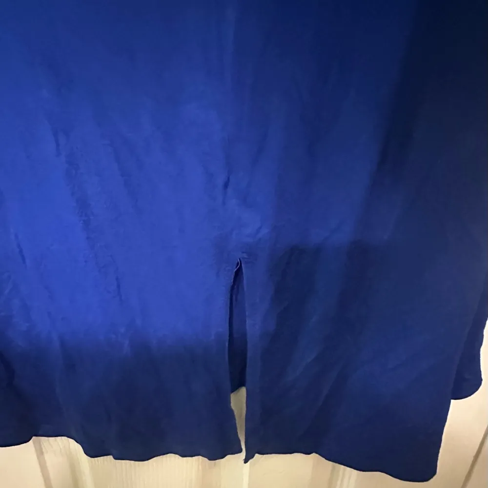 Cable & Gauge Women's Blue Top - Image 4