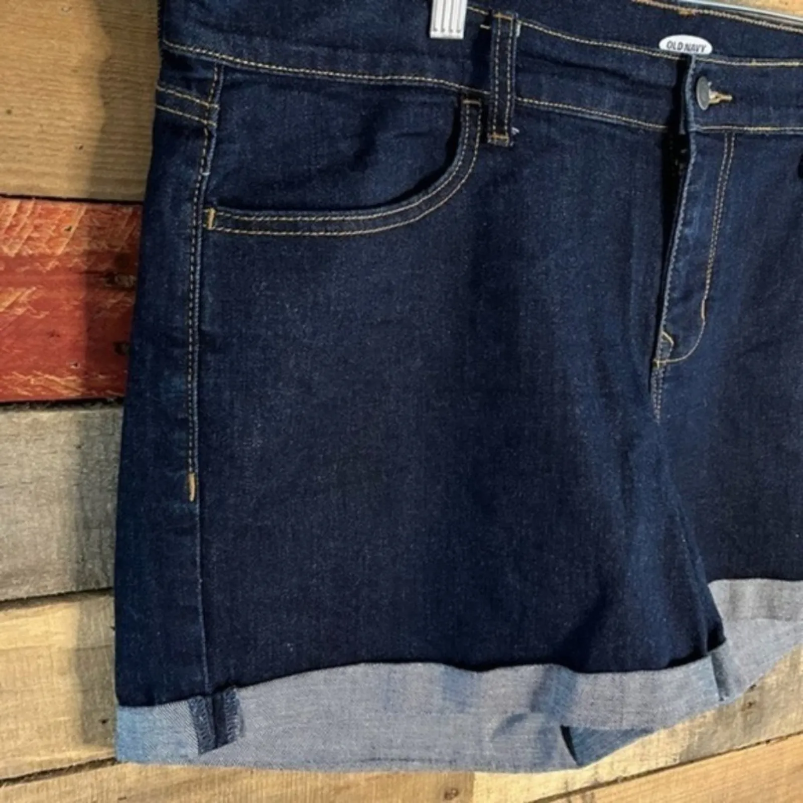 Old Navy‎ Dark Wash Denim Shorts Size 16 - Image 3