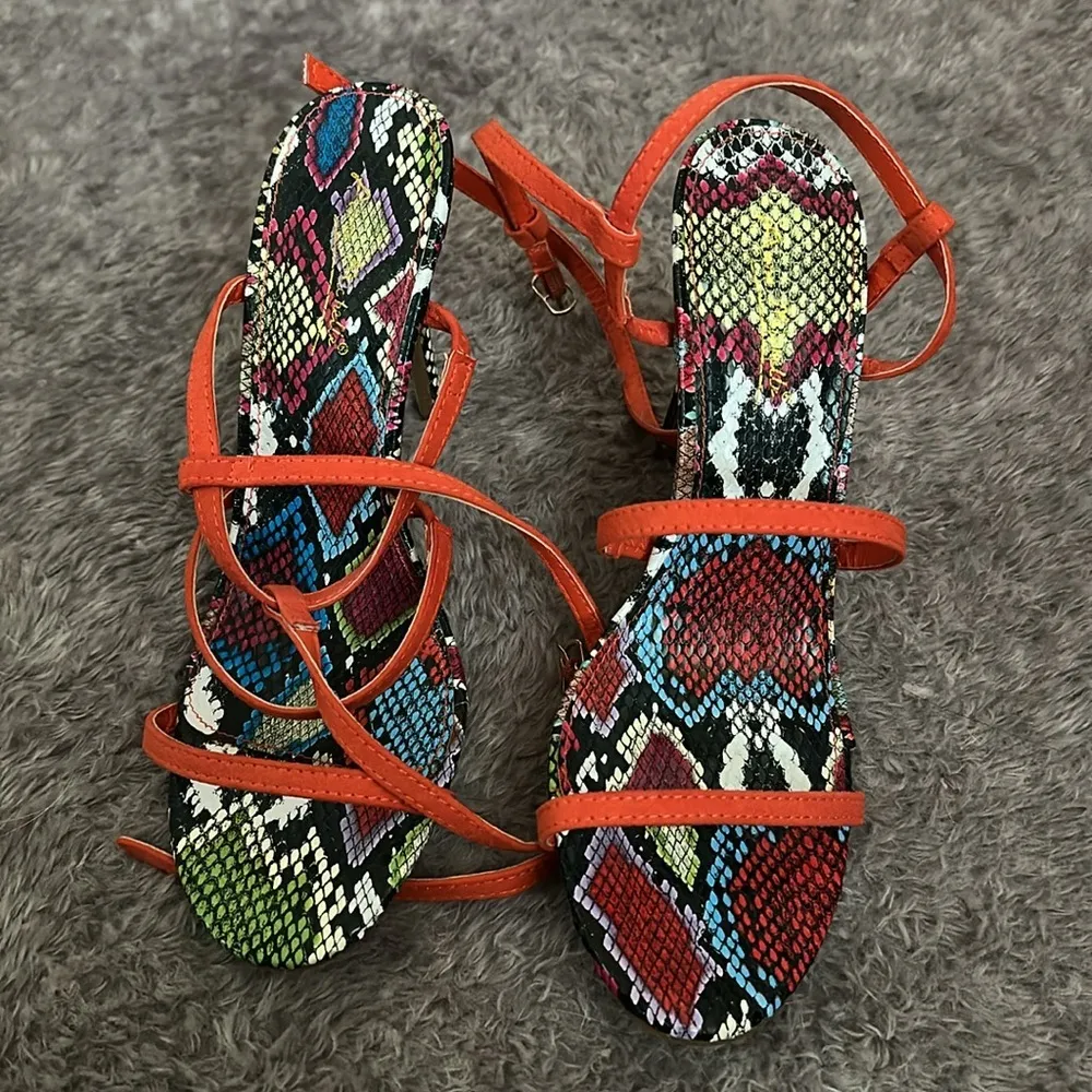 Anne Michelle Multi Color snake Print like orange strappy heel Size 8 - Image 6