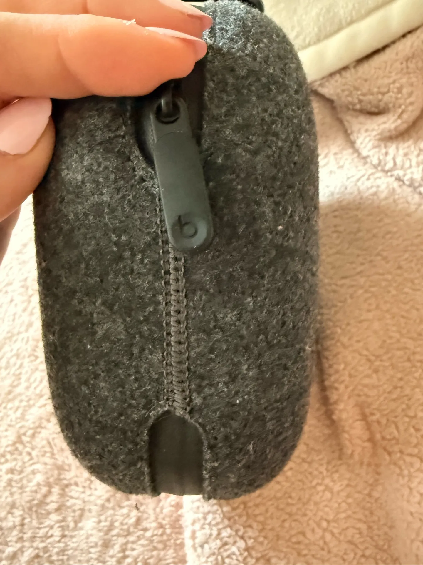 Beats Solo Headphones - Image 9