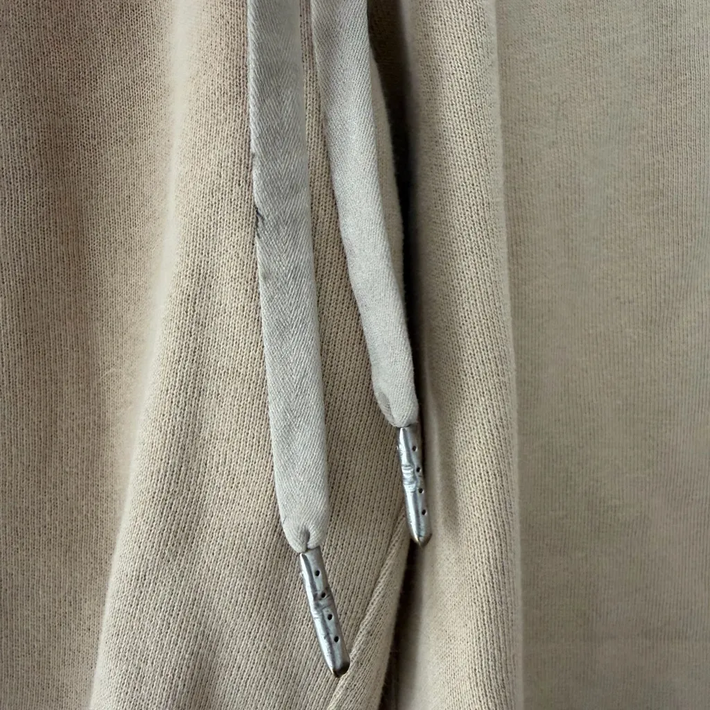 Lululemon Scuba High-Rise Jogger *Fleece 28" in Trench Beige Tan Size 0 - Image 5