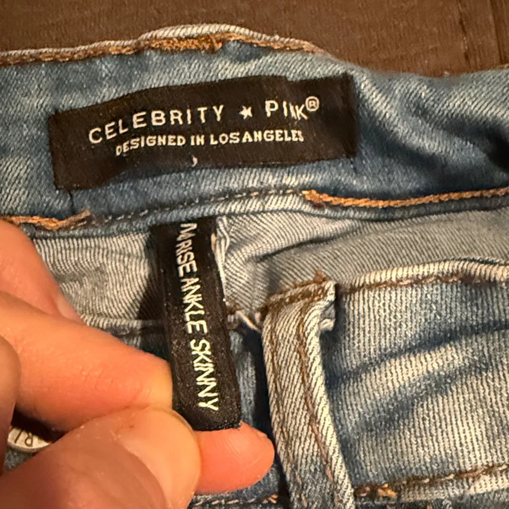 Women’s Celebrity Pink Light Blue Mid Rise Ankle Skinny Jeans Size 3 (26 waist) - Image 4
